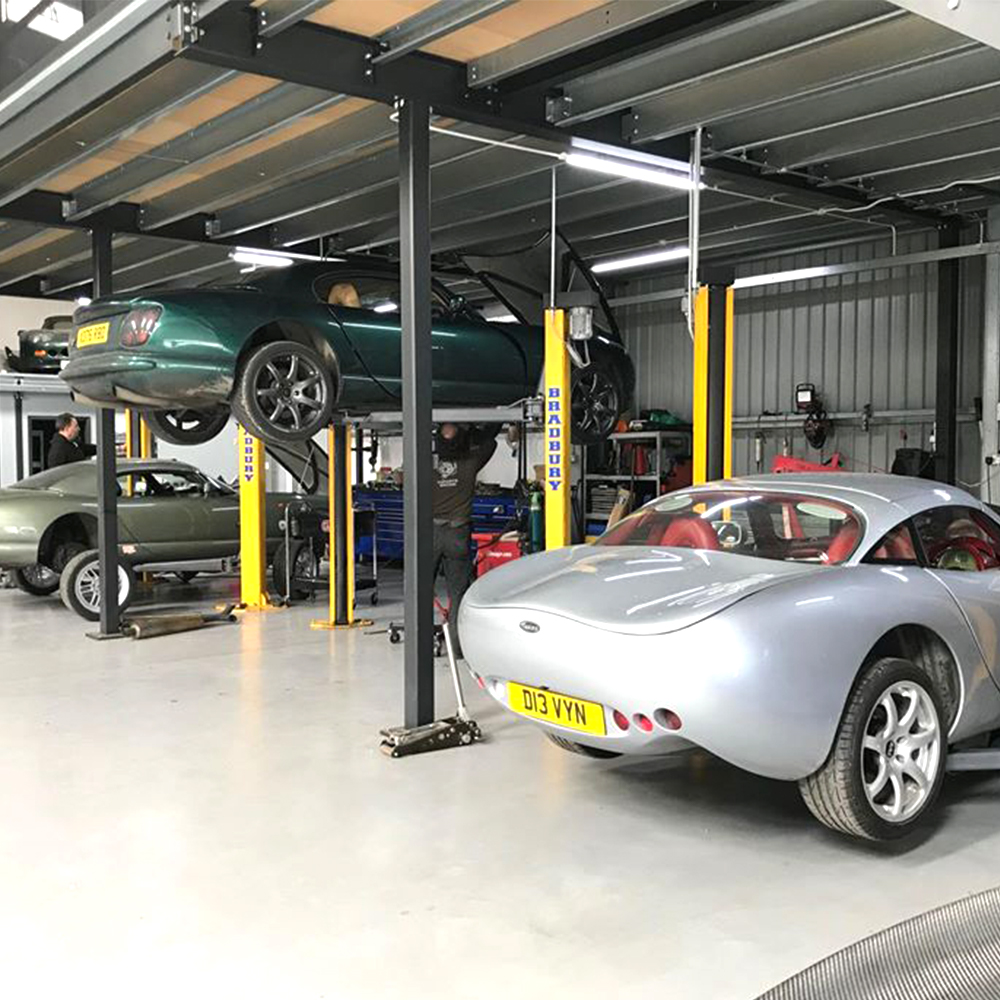 tvr's on ramp in the topcats racing workshop