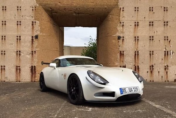TVR T350 with Topcats LS7 Conversion (2003)